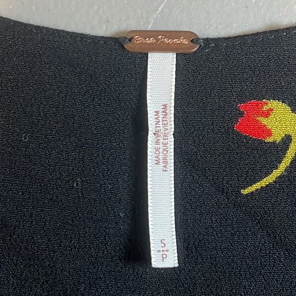 Free People Time on My Side Black Floral Wrap Mini Tunic Dress Women's Sz Small! - Picture 6 of 8